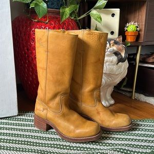 Frye Campus boots in banana
